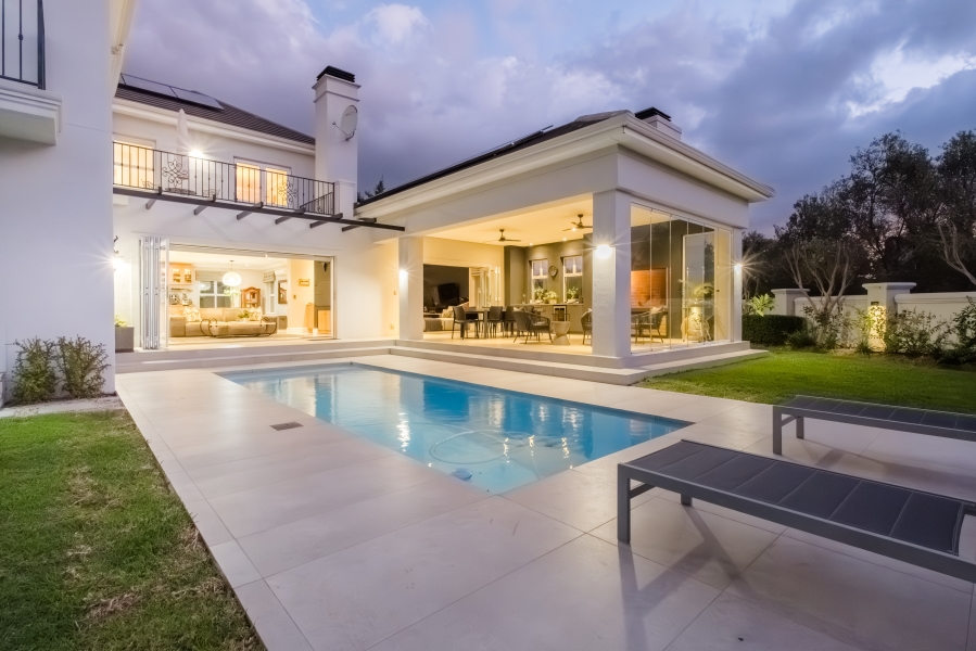 4 Bedroom Property for Sale in Val De Vie Estate Western Cape